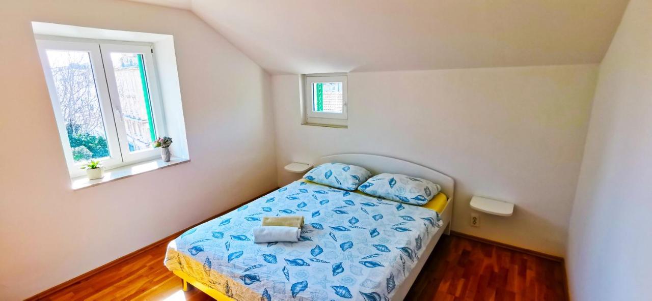Apartment Pirja Split Bagian luar foto