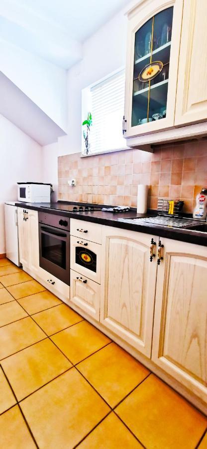 Apartment Pirja Split Bagian luar foto