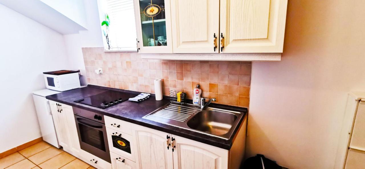 Apartment Pirja Split Bagian luar foto